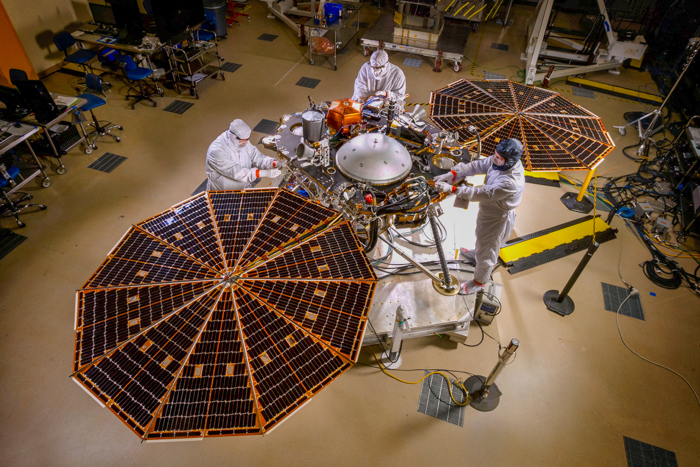 nasa insight solar arrays