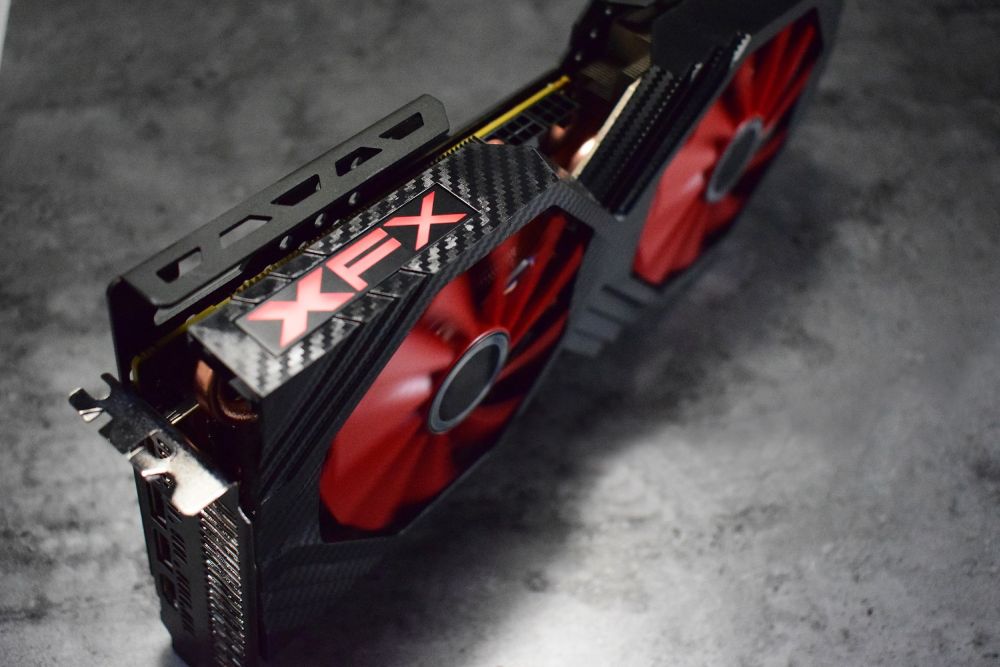 xfx customrxvega 1